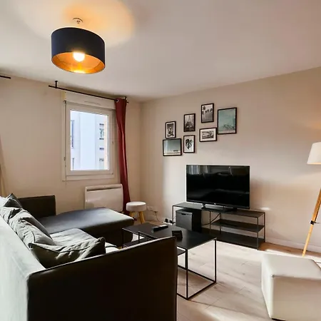 Vieux - Superb Balcony Parking! Apartment *