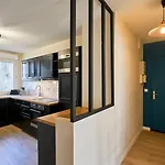 Vieux - Superb Balcony Parking! Διαμέρισμα *