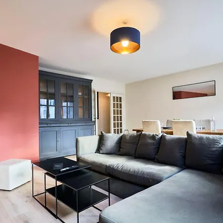 Vieux - Superb Balcony Parking! Daire