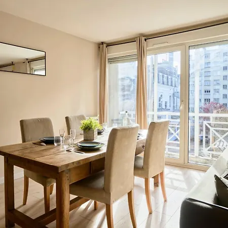 Vieux - Superb Balcony Parking! Апартаменты *
