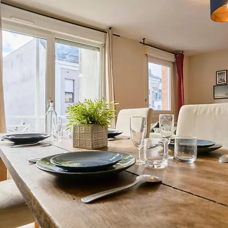 Vieux - Superb Balcony Parking! * Lille